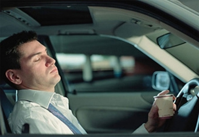 Сон за рулём — частая причина аварий