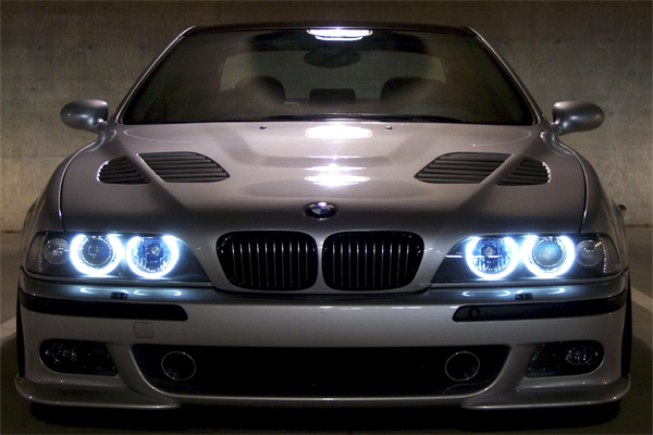 «Ангельские глазки» на BMW