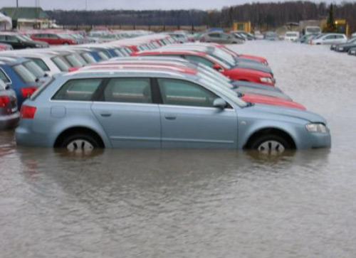 Автомобили при наводнении