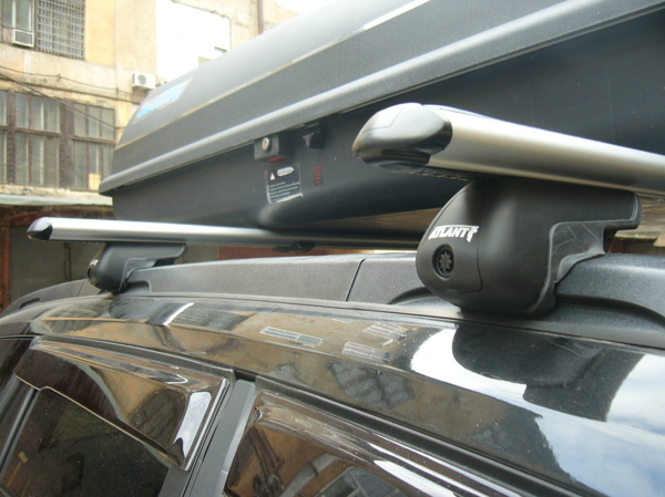 Как установить багажник на крышу автомобиля