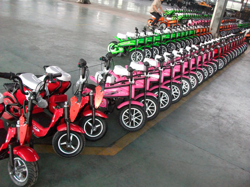 Закупка детских квадроциклов и мопедов в Китае.