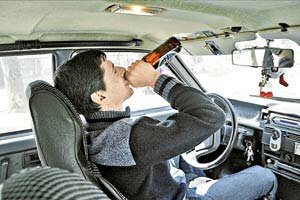 Пьяный водитель — серьёзная опасность на дороге 