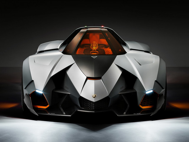 Футуристический суперкар Lamborghini Egoista. 2013 год