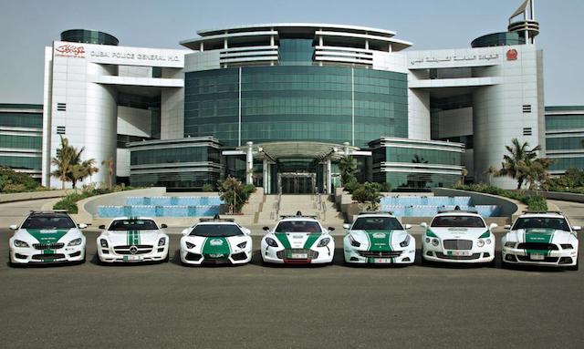 Автомобили полиции Дубая: настоящее и будущее