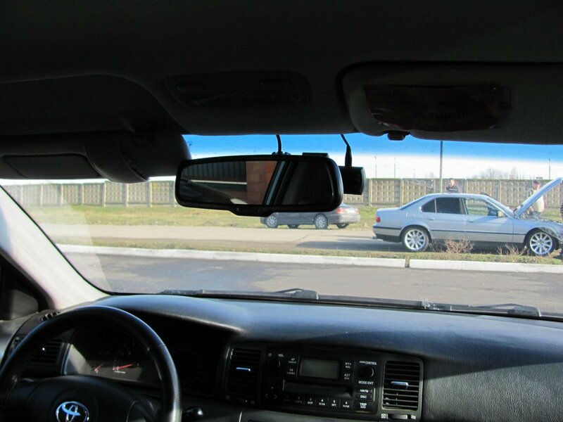 GearBest: Автомобильное зеркало-монитор и камера заднего вида с беспроводным блоком