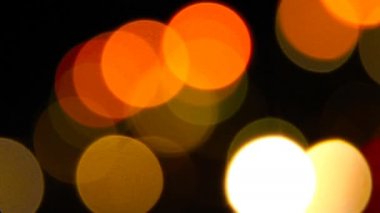 Свет от фар автомобиля ночью — стоковое видео