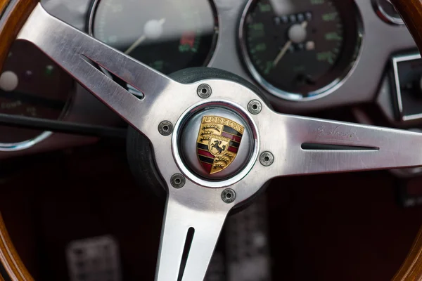 Кабина спортивных автомобилей porsche 356 speedstep — стоковое фото