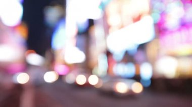 Огни города и трафика фоне Таймс-сквер — стоковое видео