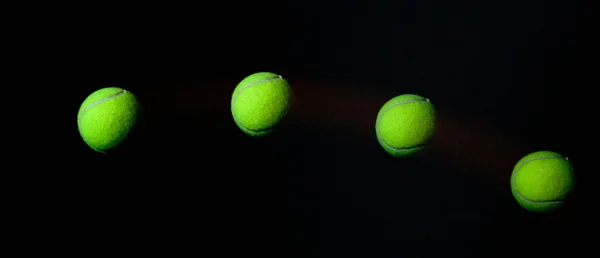 Стробоскоп теннисный мяч — стоковое фото