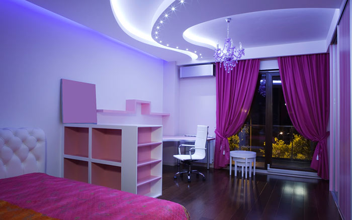 Светодиодную ленту можно использовать в качестве подсветки потолка из гипсокаторна